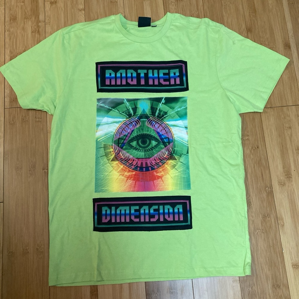AKADEMICS graphic t-shirt